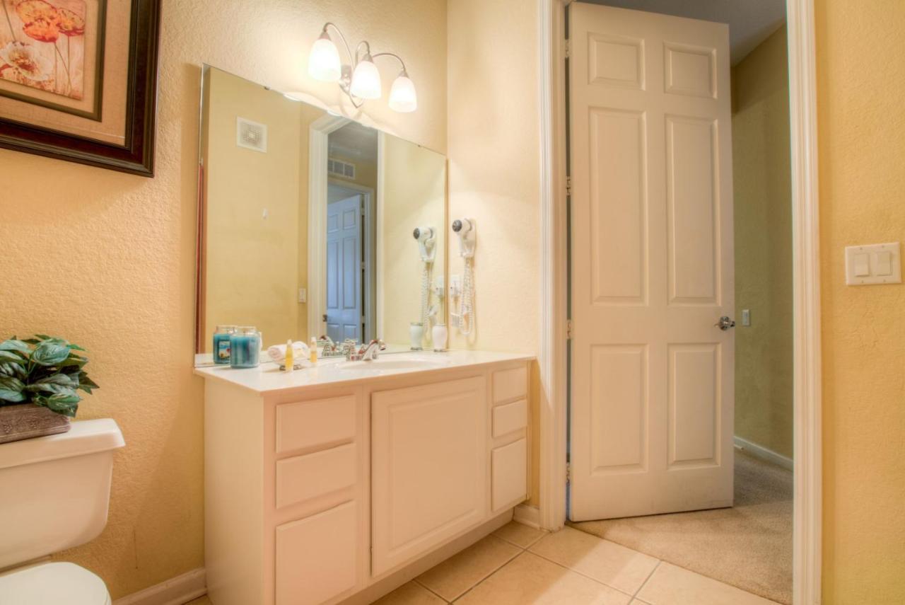 Stylish Condo At Vista Cay Resort Minutes To Wdw 올랜도 외부 사진